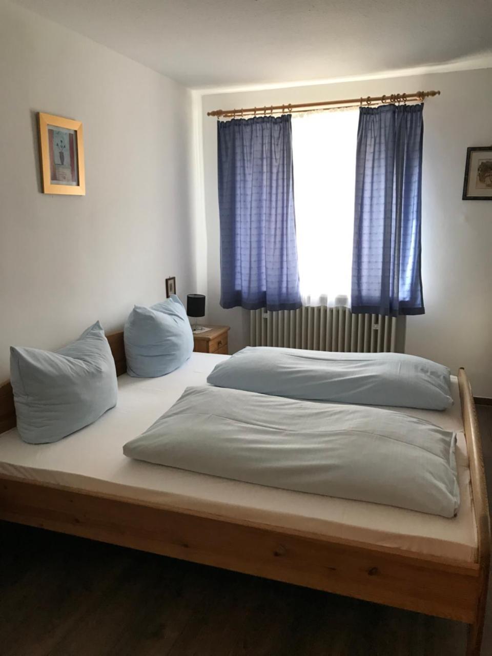 Hotel Guntia Boardinghouse Günzburg Exteriör bild