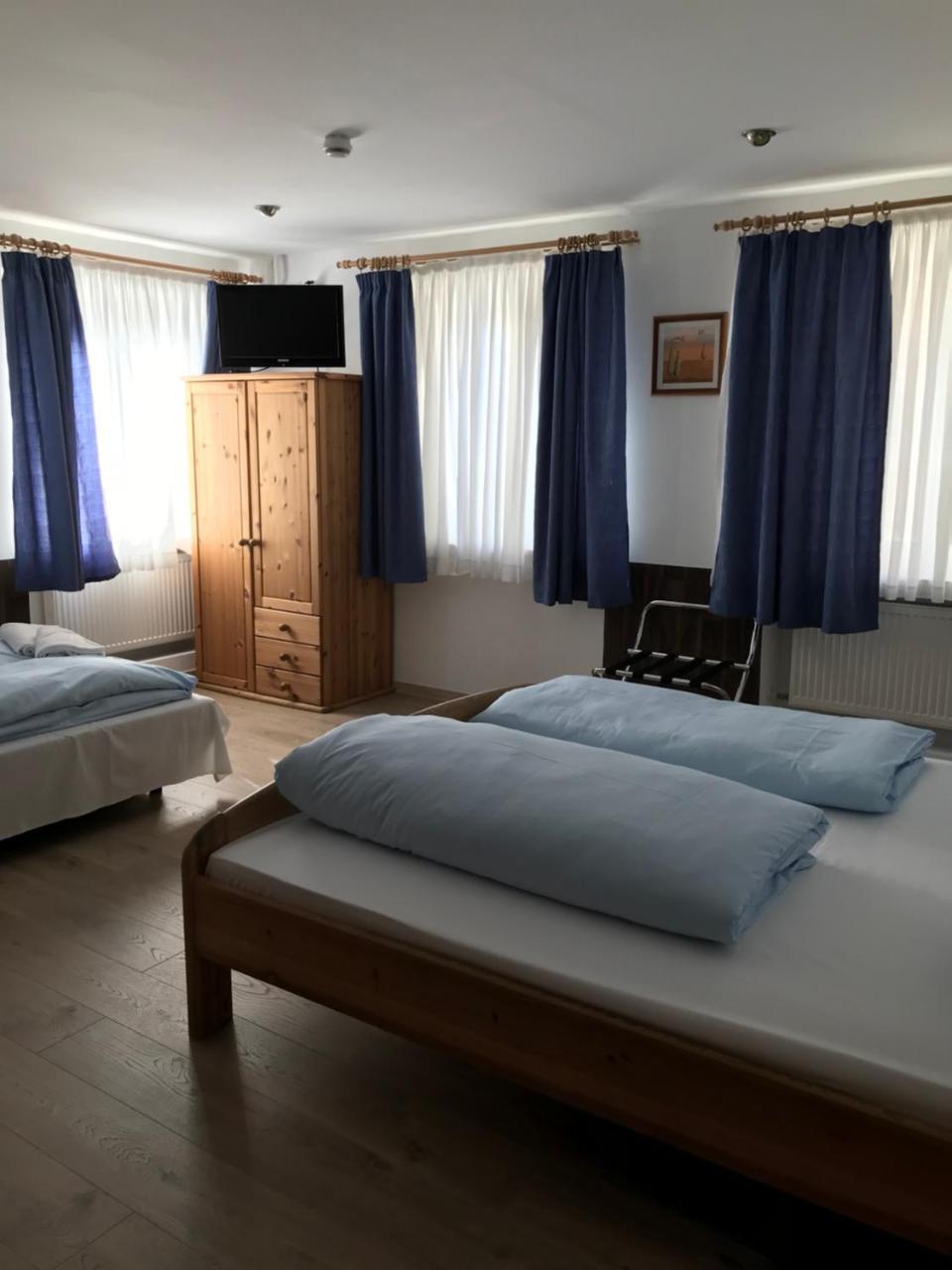 Hotel Guntia Boardinghouse Günzburg Exteriör bild